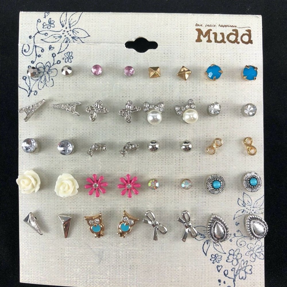Mudd Earrings 20 Pairs Silver & Gold-tone Studs on Card Flowers Owl Eiffel